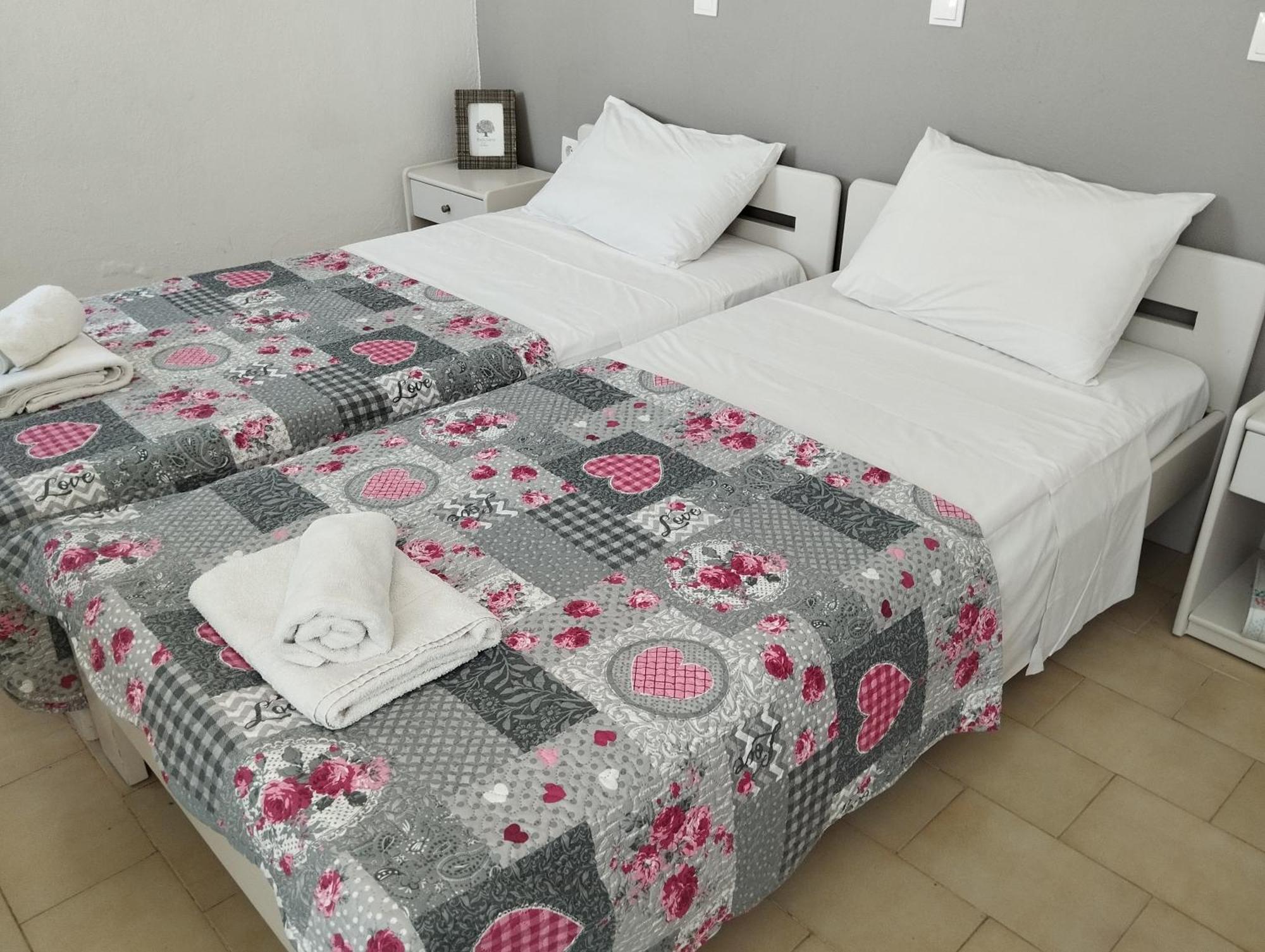 Lilian'S Seaview-Party Street-Youth Studios Rhodes City Ngoại thất bức ảnh